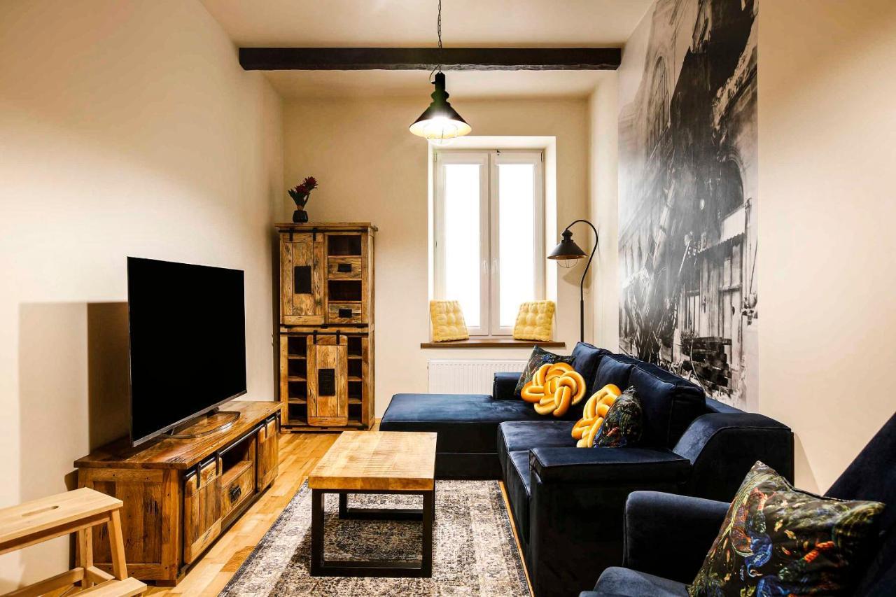 2-Room Apartment With Kitchen, Heart Of Cracow Old Town คราคูฟ ภายนอก รูปภาพ